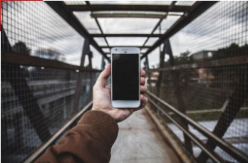 personal vitual assistant on smartphone